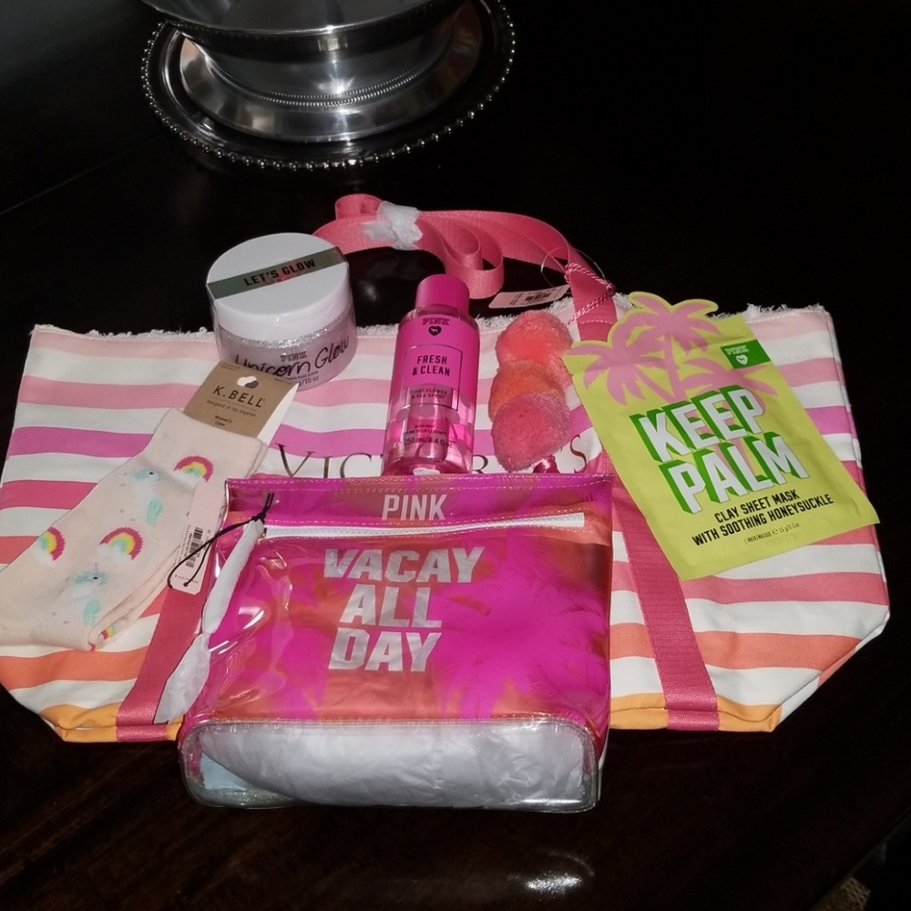 ❌SOLD❌Victoria's Secret Tote Bag Bundle - Picture 8 of 8